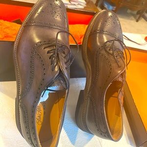 Men’s shoes